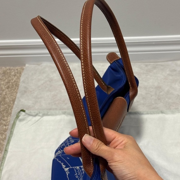 LONGCHAMP Limited Edition Great Wall of China Blue Tote Bag - Picture 7 of 11